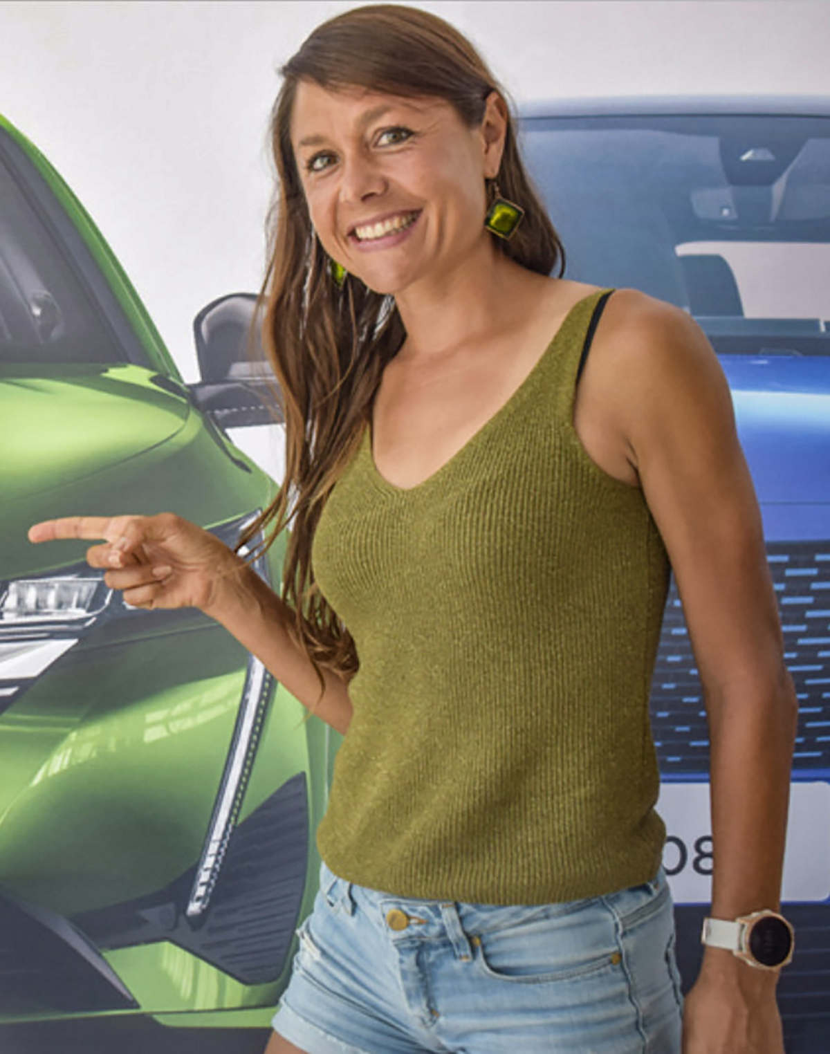 Sissi est ambassadrice de la Peugeot 308 à La Réunion