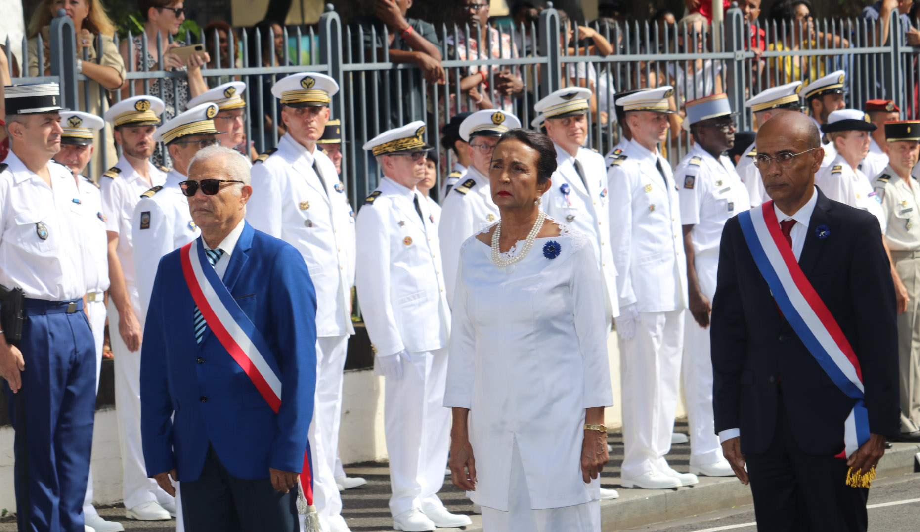 Eric Delorme, conseiller municipal de Saint-Denis, Huguette Bello, président de la Région, et Philippe Naillet, député