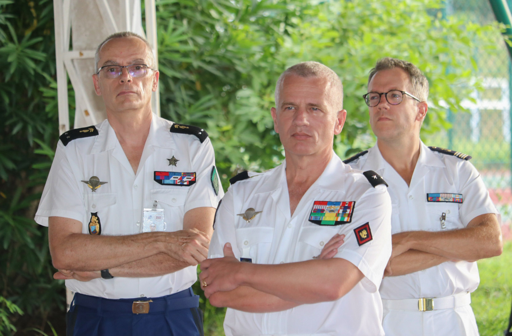 Les autorités militaires présentes