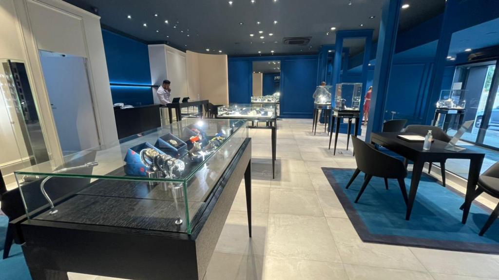 La haute joaillerie Mauboussin a ouvert a Saint Denis