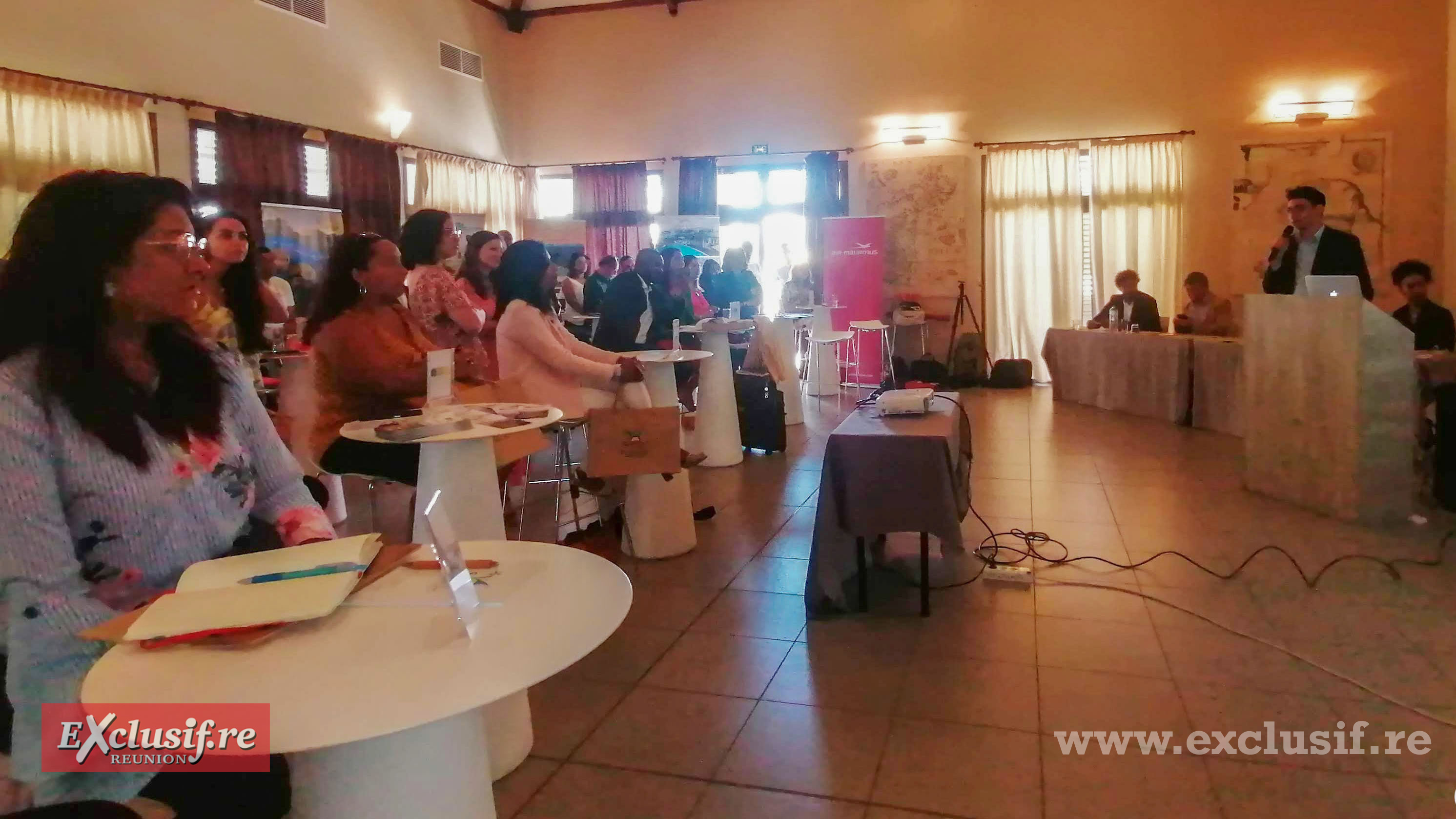 Un public attentif lors de la présentation des actions qui seront menées