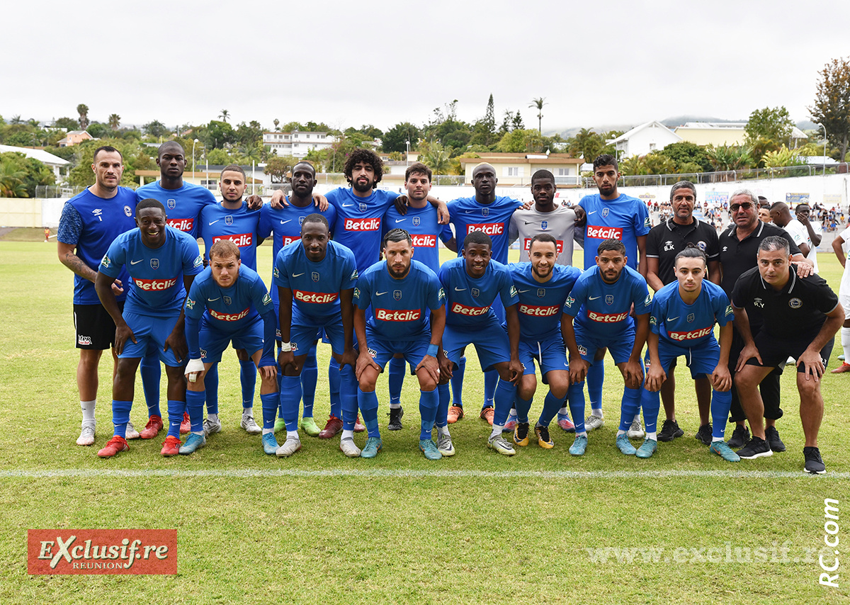 Les valeureux joueurs du  FCM Aubervilliers: dominer ne veut hélas pas dire gagner!