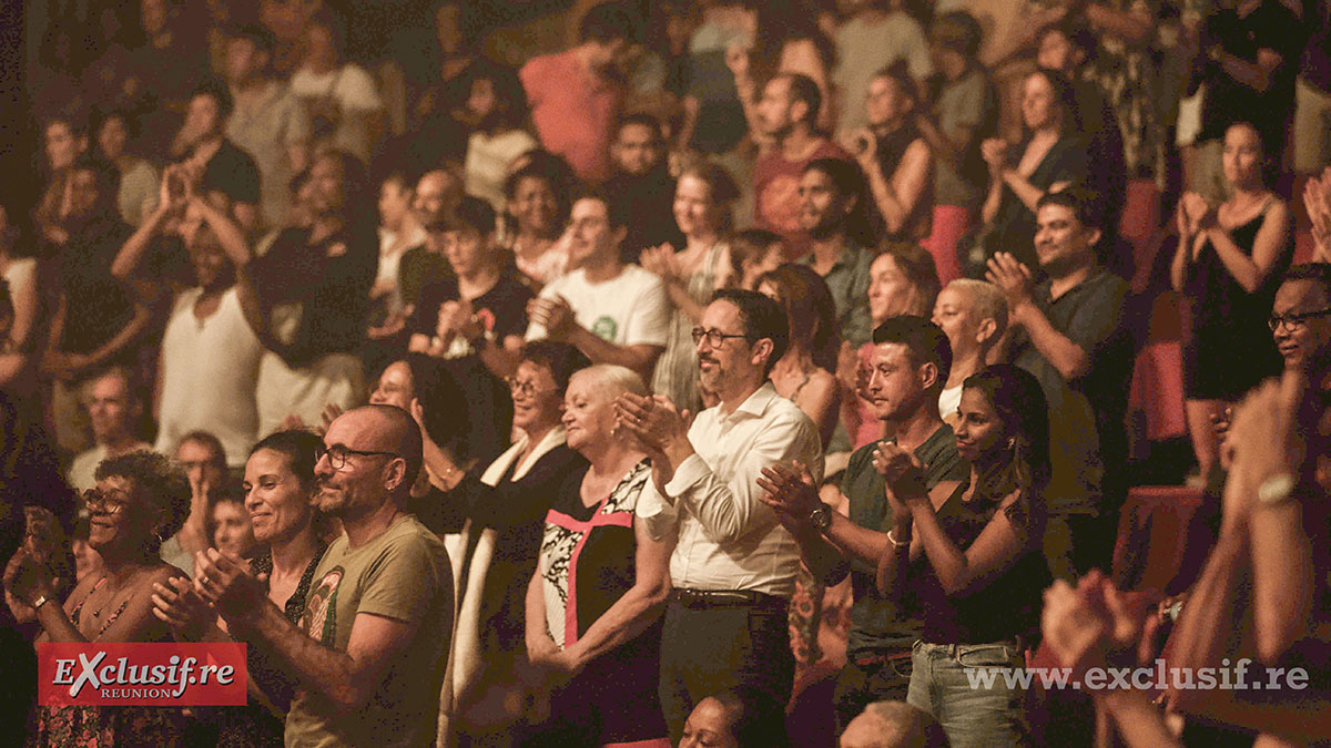 Dans le public, Jérôme Filippini, Préfet de La Réunion, avec à ses côtés Aude Palant Vergoz, et Marie-Jo Lo-Thong Dans le public, Jérôme Filippini, Préfet de La Réunion, avec à ses côtés Aude Palant Vergoz, et Marie-Jo Lo-Thong