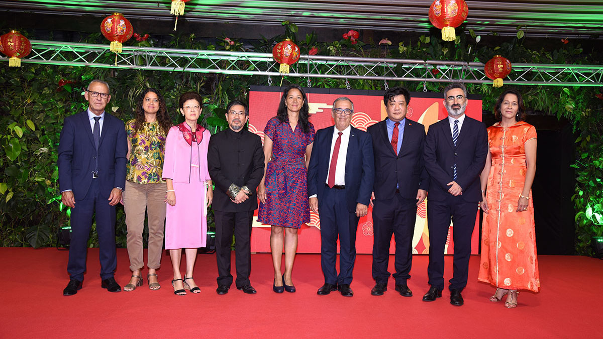 Les personnalités présentes Les personnalités présentes