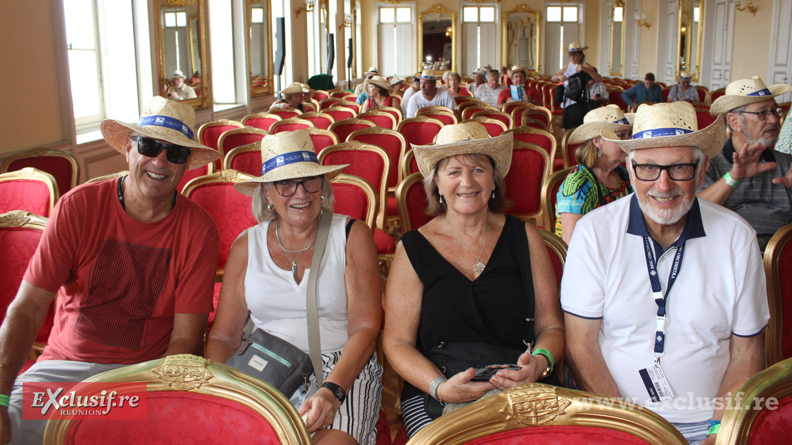 Des touristes du navire MSC Orchestra reçus à Saint-Denis