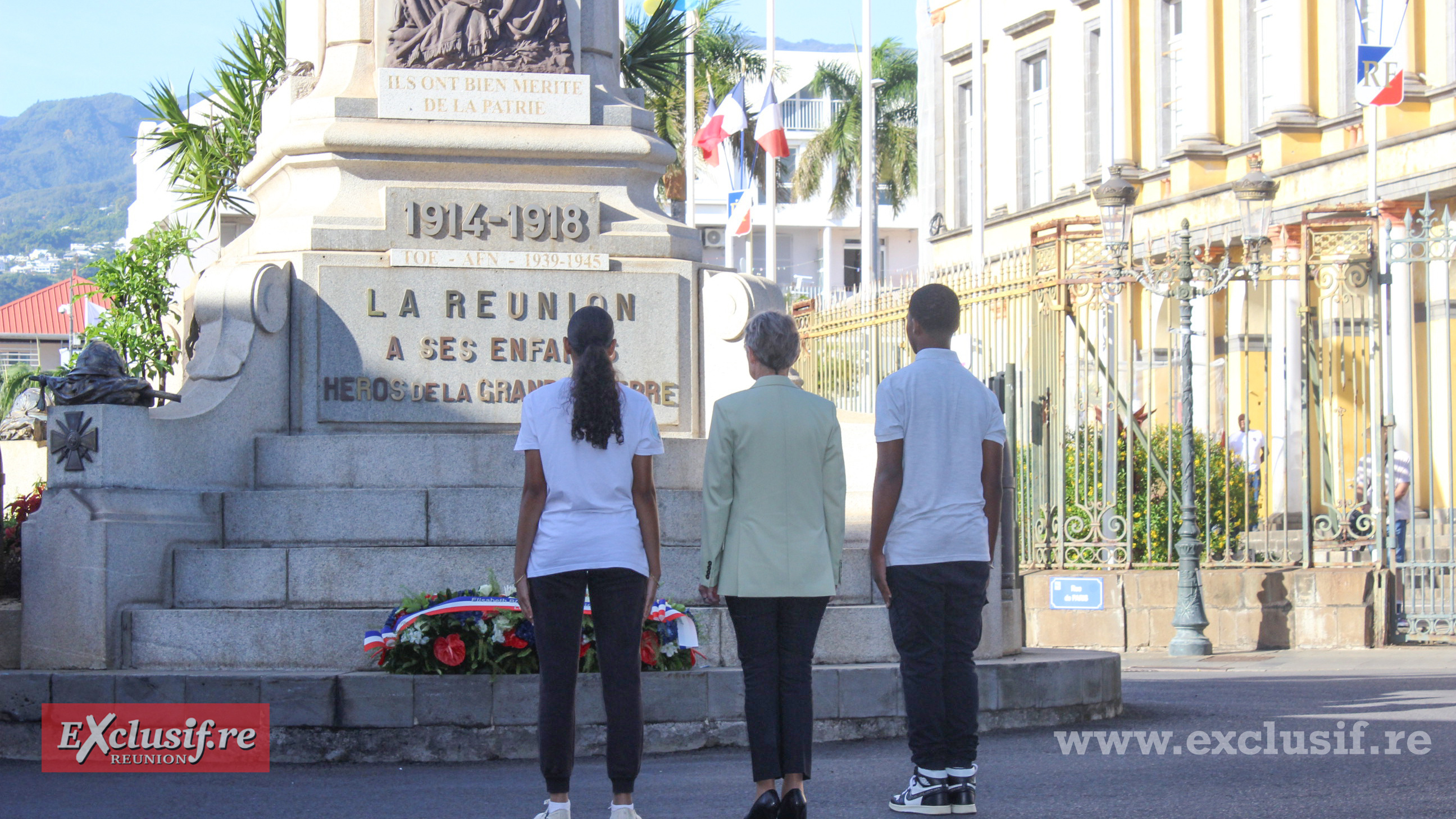 Elisabeth Borne au Monument aux Morts: nos photos exclusives
