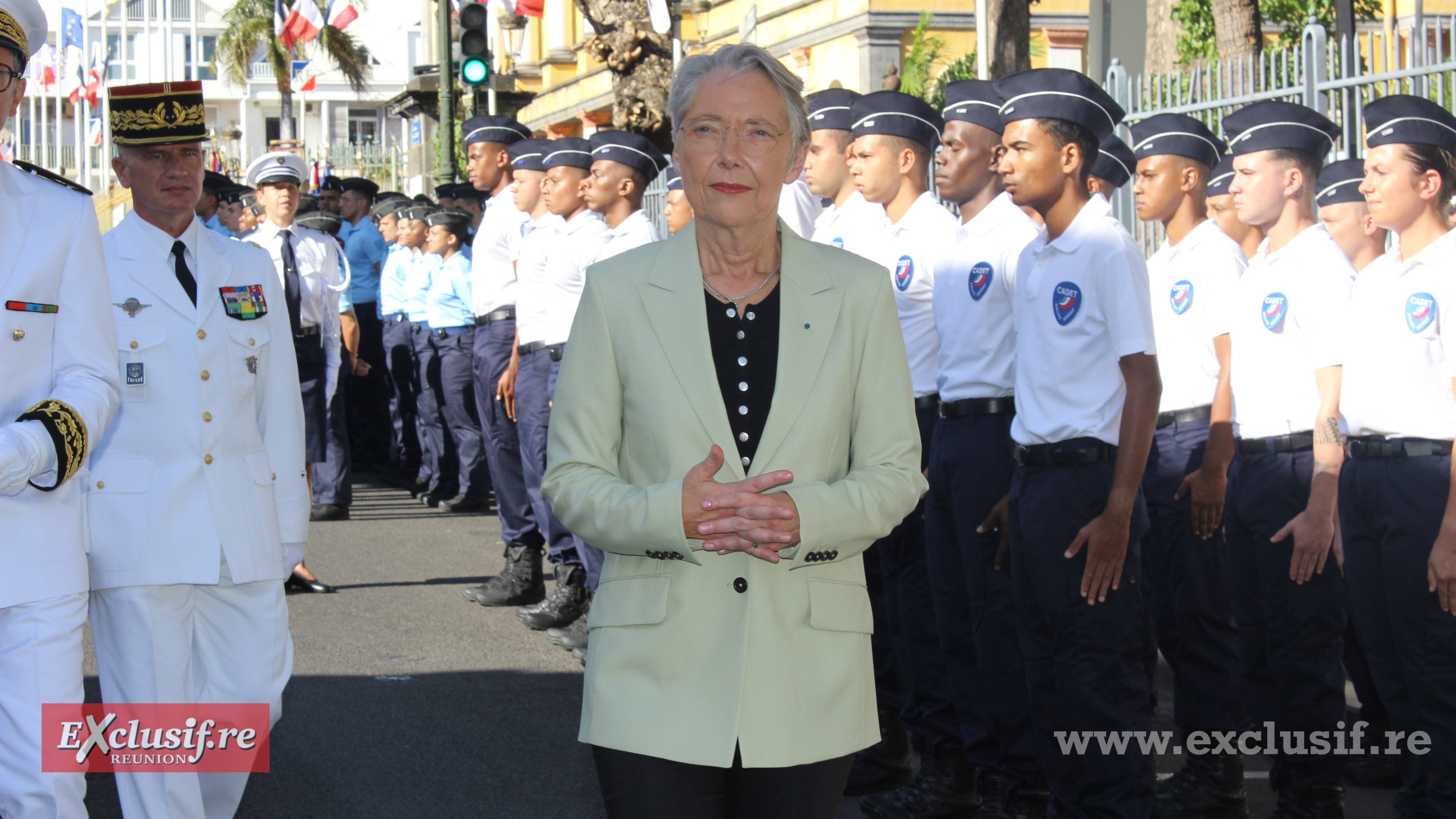 Elisabeth Borne au Monument aux Morts: nos photos exclusives