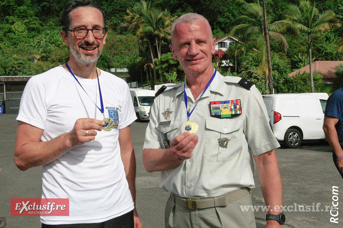 Jérôme Flippini, Préfet de La Réunion, et le général Laurent Cluzel, commandant des FAZSOI, ont couru un relais de 2 fois 25 km