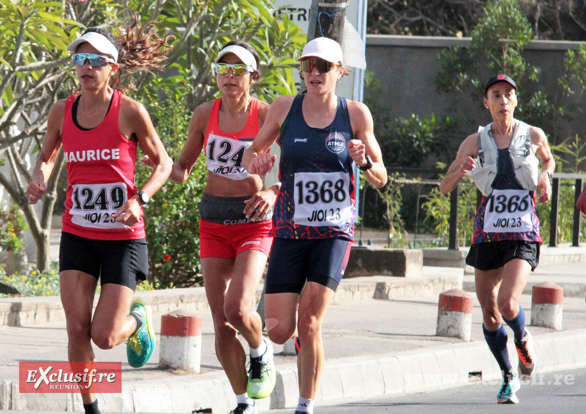 Le semi-marathon se terminera par la victoire de Garance Blaut (dossard 1368) devant Isabelle Lamy (dossard 1366) et Marie Perrier ( dossard 1249) . Un joli doublé pour la Réunion