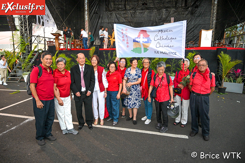 L'ordination de Monseigneur Chane-Teng: l'album photos de la cérémonie L'ordination de Monseigneur Chane-Teng: l'album photos de la cérémonie