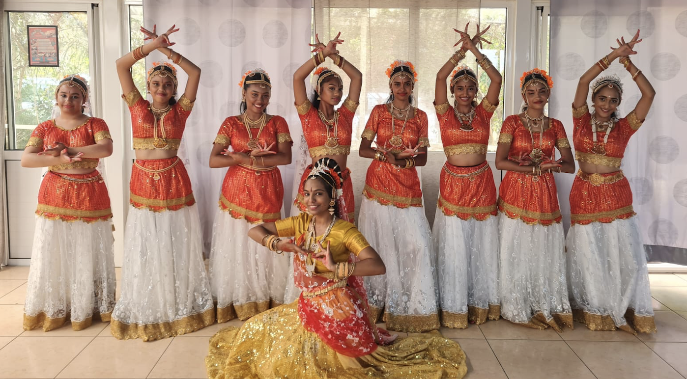 Passion de la danse indienne: le grand retour de Lynda Sellom