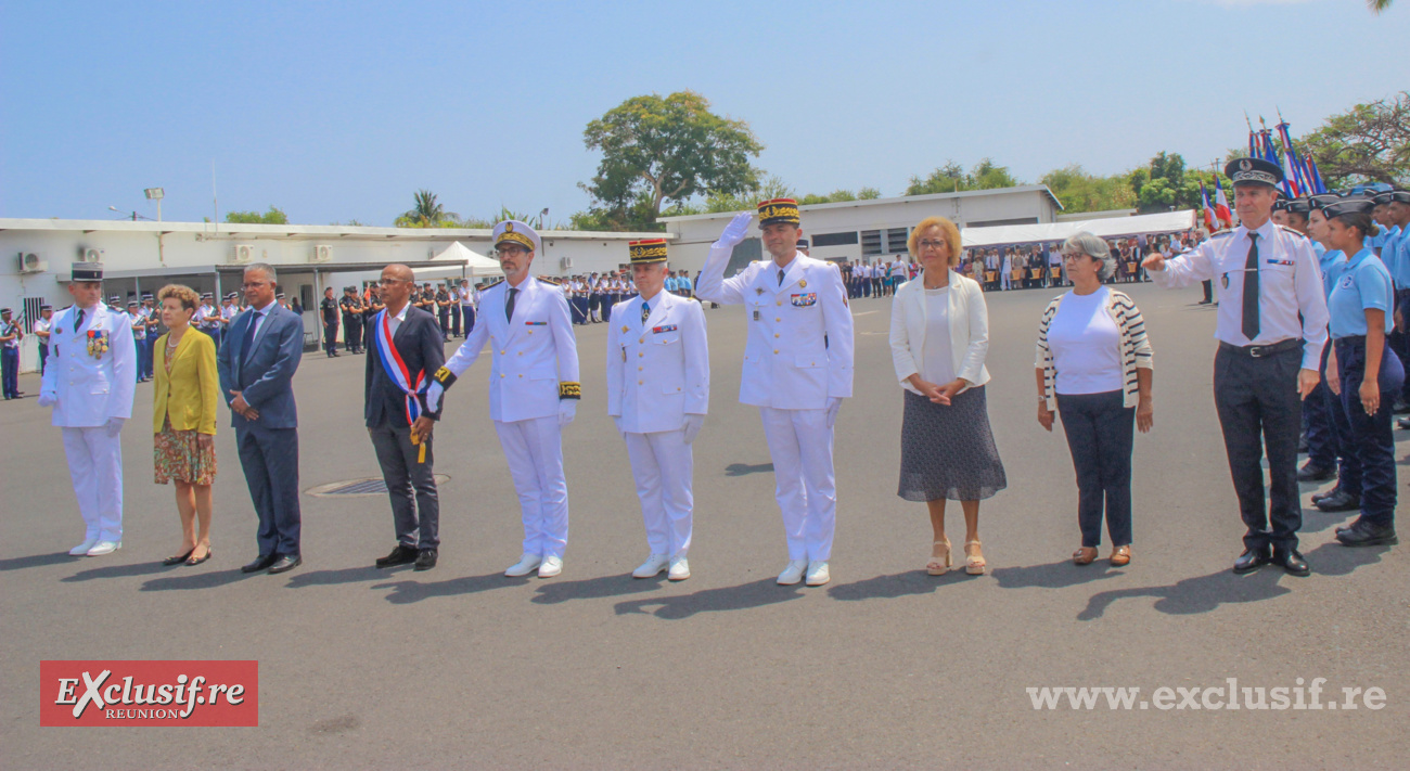 Les personnalités officielles présentes à cette cérémonie Les personnalités officielles présentes à cette cérémonie