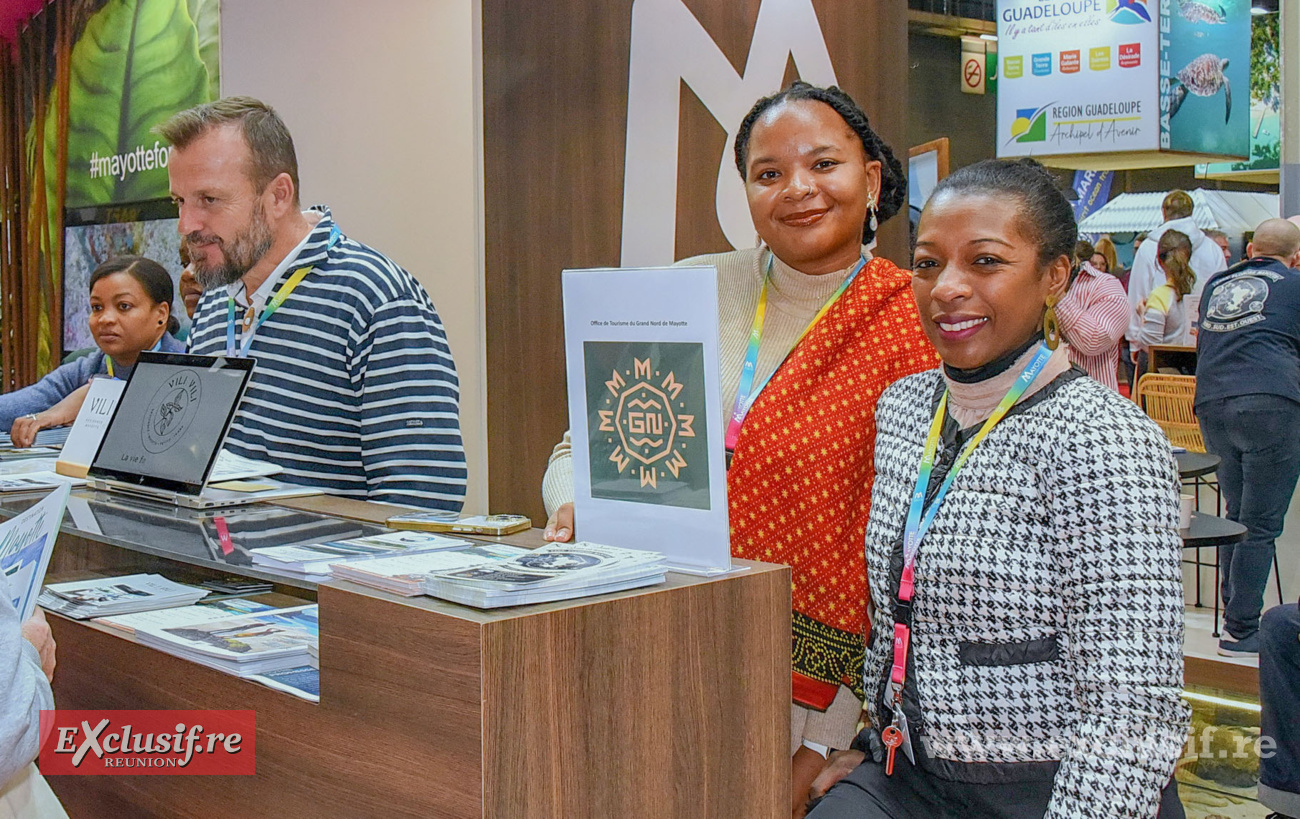 Biby Malidi (à droite), responsable du Comité du tourisme de Mayotte à Paris