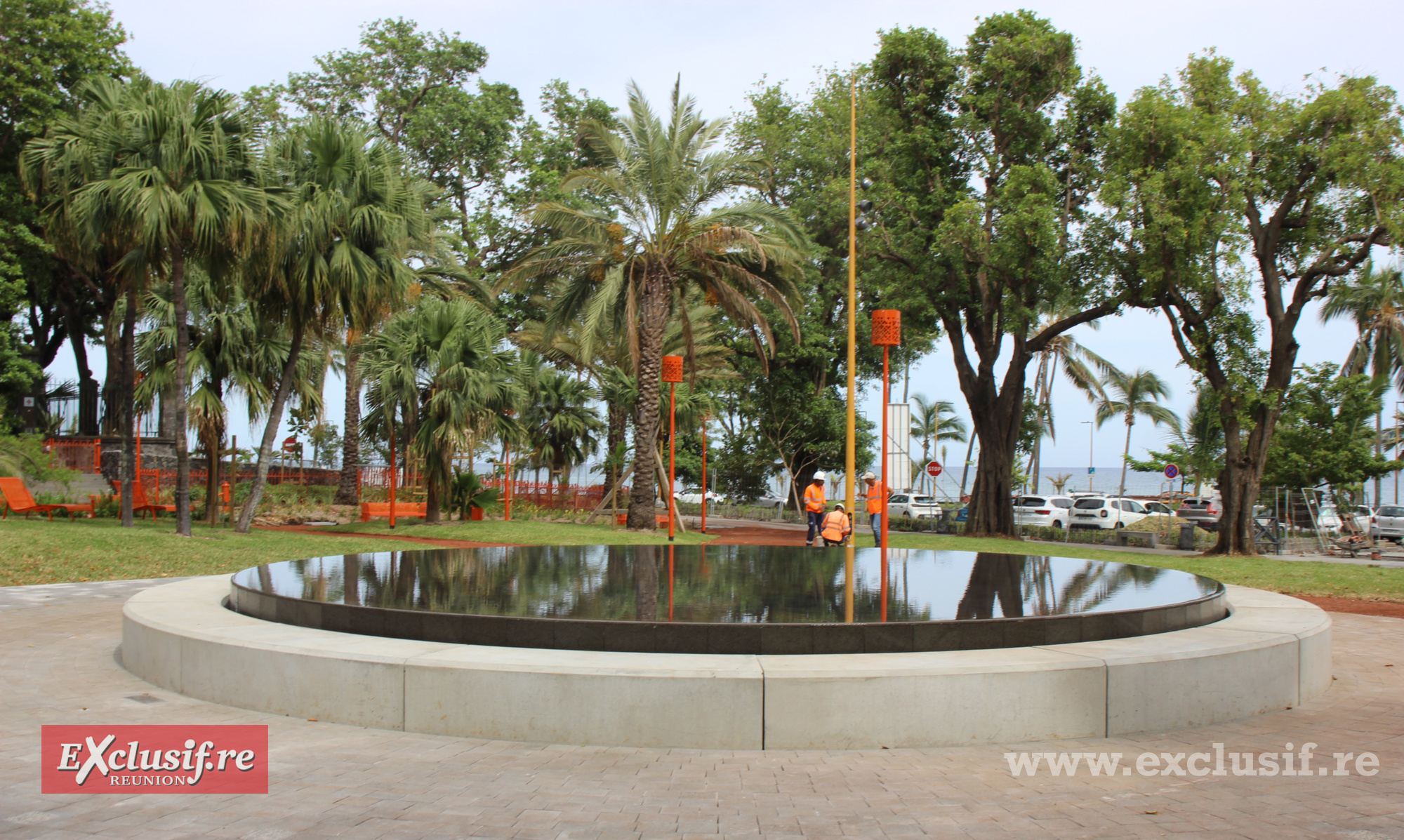 Le miroir d'eau a remplacé la statue