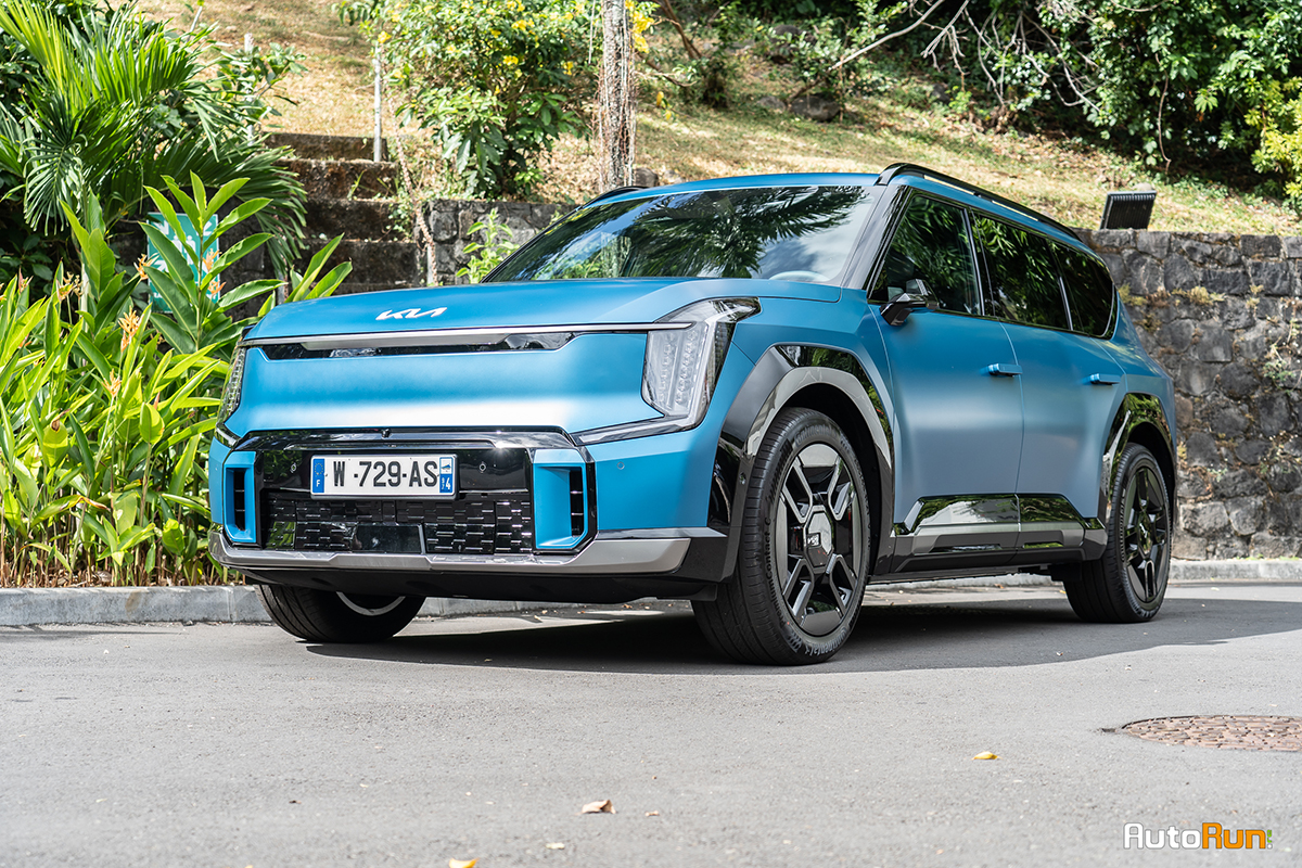 Le Kia EV9 dispose de lignes... originales! Le Kia EV9 dispose de lignes... originales!