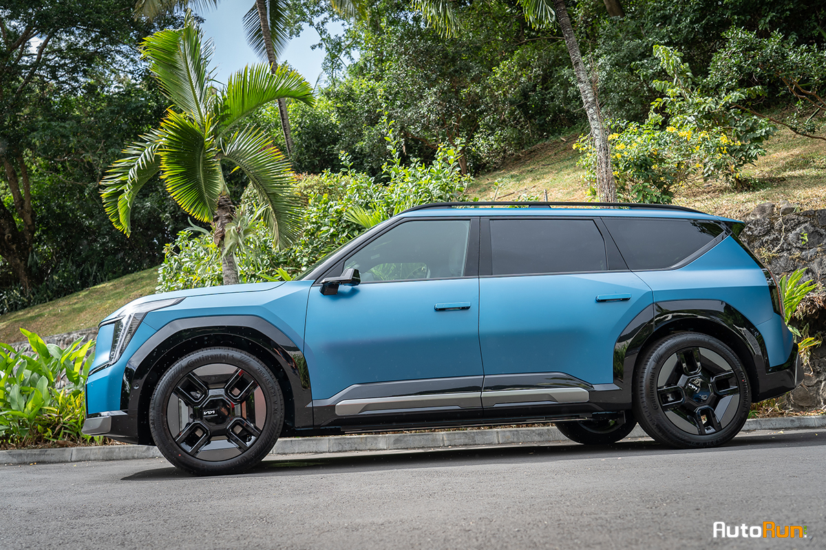 Un profil latéral aux lignes acérées Un profil latéral aux lignes acérées