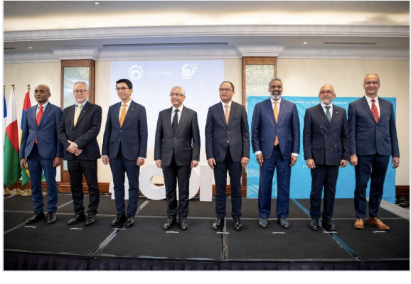 Les plus hautes autorités présentes à cette cérémonie Les plus hautes autorités présentes à cette cérémonie