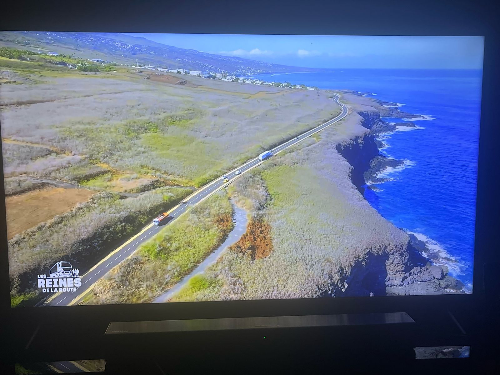 Télévision: Johanne "La Rayonnante", une Réunionnaise dans "Les Reines de la Route" sur 6ter