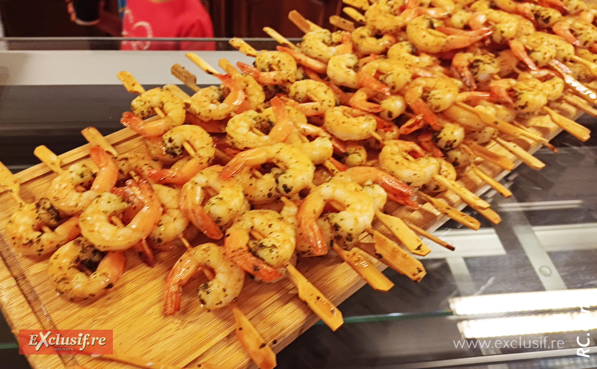 Julien Leveneur, champion de France de dessert, a ouvert sa pâtisserie à Saint-Pierre Julien Leveneur, champion de France de dessert, a ouvert sa pâtisserie à Saint-Pierre