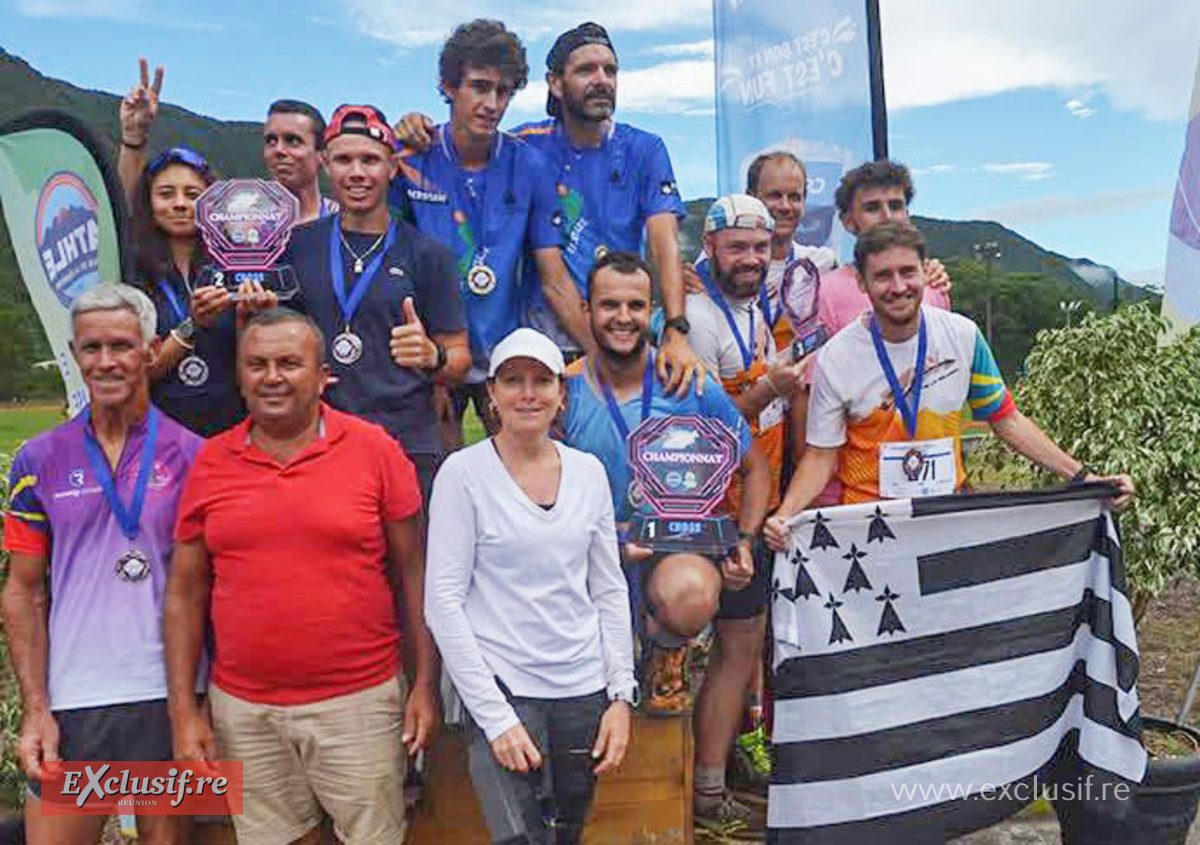 Amandine Maitrias (au centre en blanc), nouvelle responsable de la Commission Running à la LRA a participé à l'encadrement de la manifestation aux côtés du président Jean-Claude Prianon et de son équipe. Amandine Maitrias (au centre en blanc), nouvelle responsable de la Commission Running à la LRA a participé à l'encadrement de la manifestation aux côtés du président Jean-Claude Prianon et de son équipe.