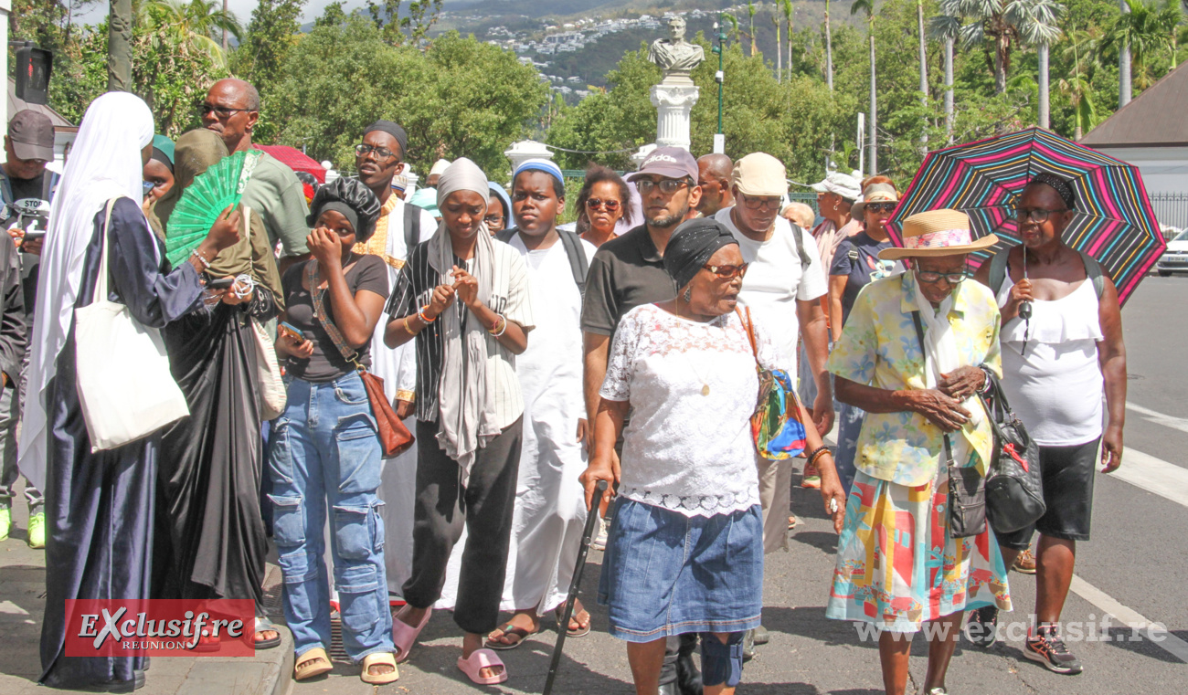 Marche blanche contre la profanation de la Vierge Marie: photos