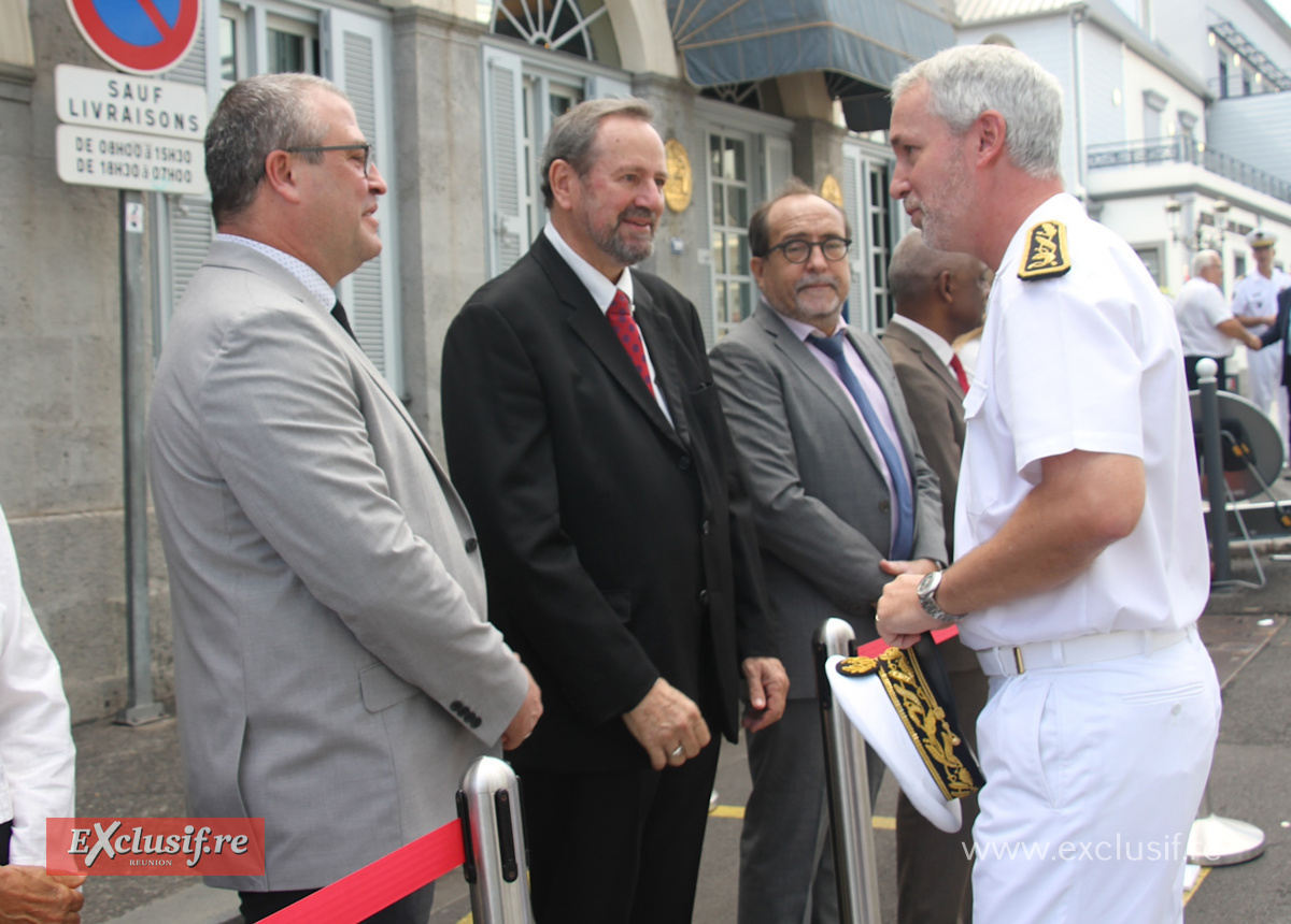 Dépôt de gerbes pour les victimes des combats d’Algérie, du Maroc et de la Tunisie