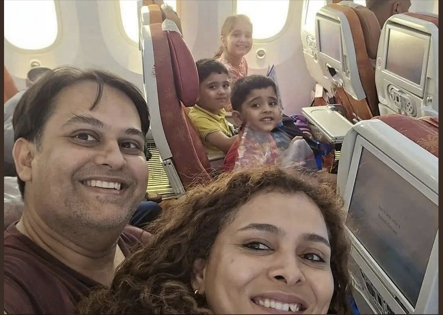 Le selfie pris dans l'avion et envoyé à leurs proches avant le décollage...