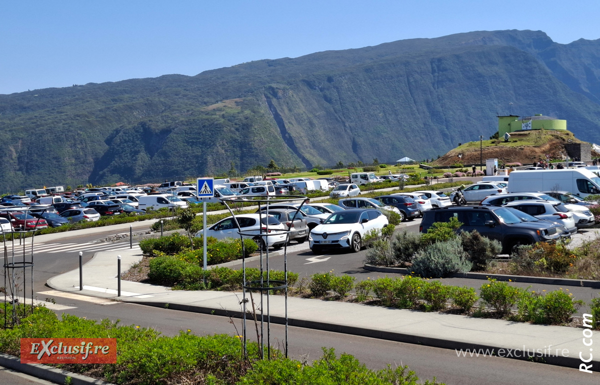 Le parking peu accueillir un peu plus de 200 véhicules