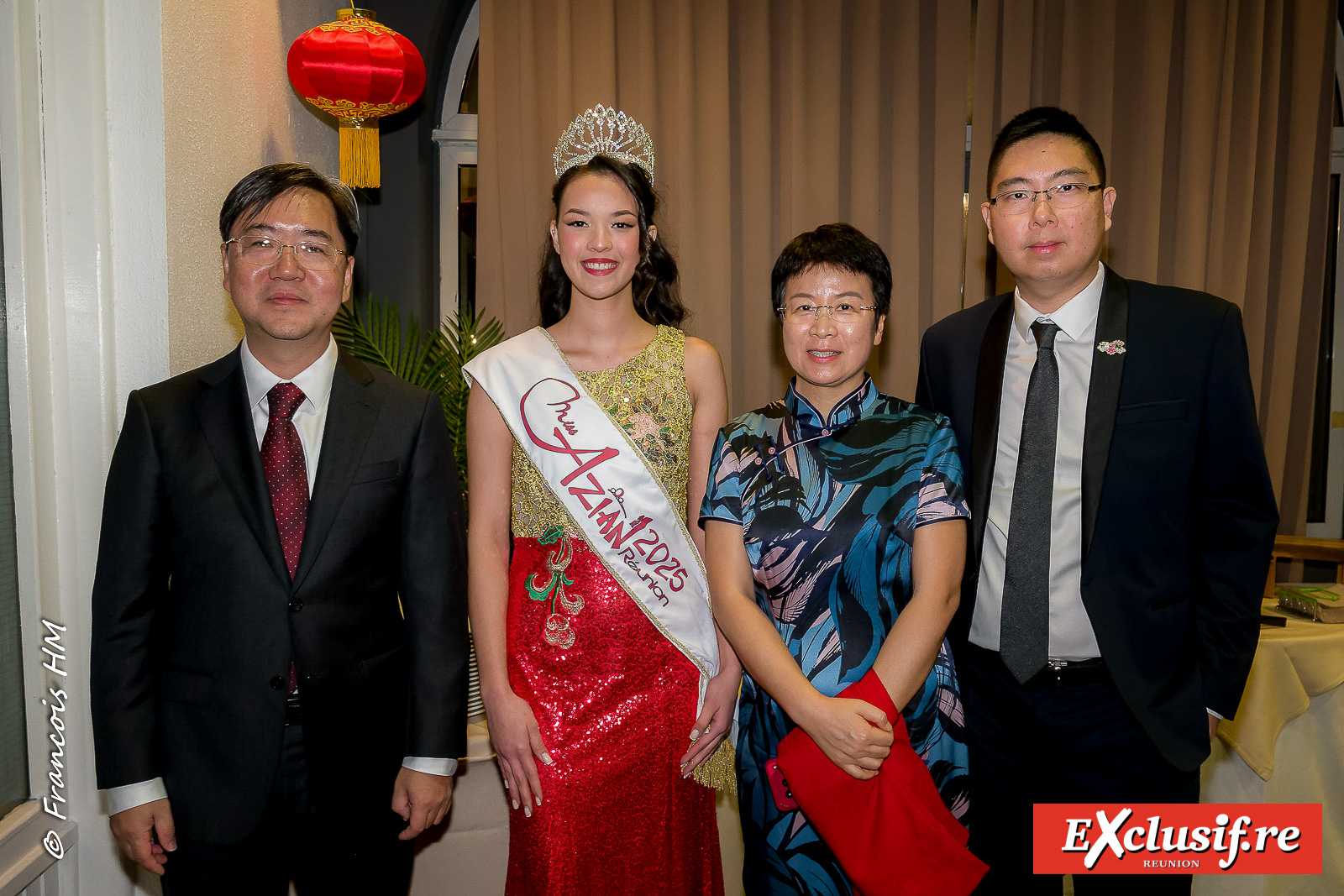 Soirée du 76e Anniversaire de la Fondation de la République Populaire de Chine