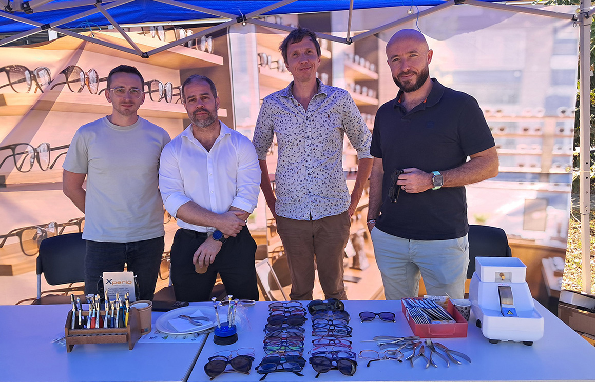 Sur le stand du SOR (Syndicat des Opticiens Réunionnais): Sébastien Jegousse, président, Olivier Folio, adhérent, François Coppé, opticien adhérent, et Maxime Herbin, vice-président