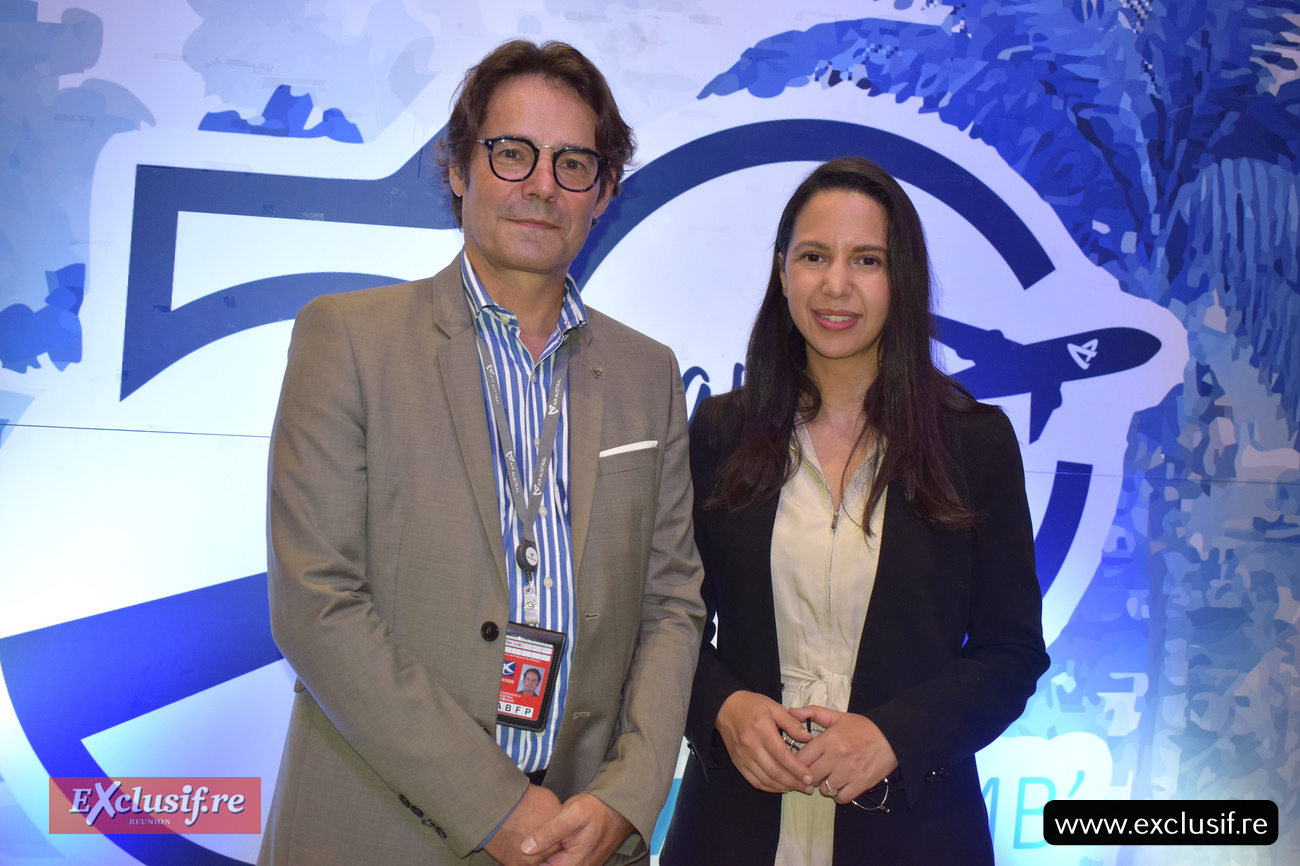 Hugues Marchessaux, président du directoire Air Austral, et Naïma Moutchou, Ministre des Outre-mer