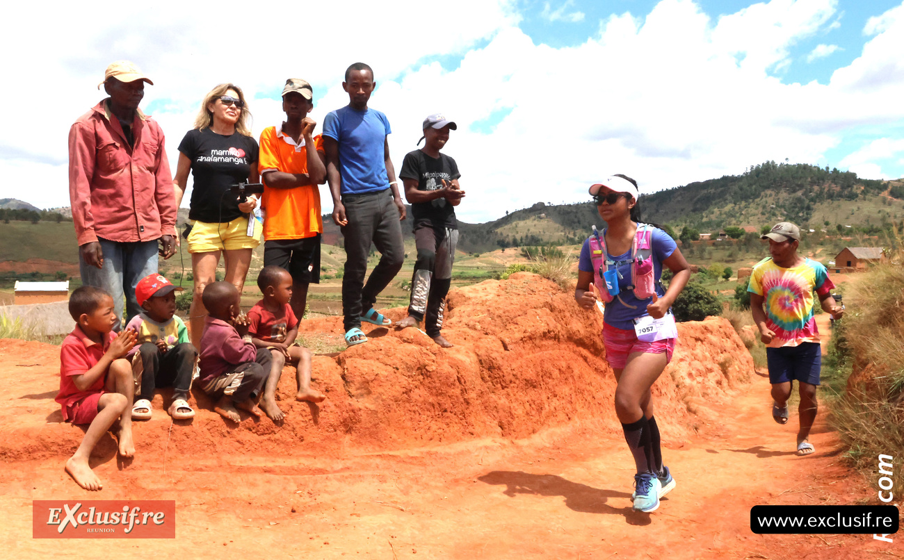 Le passage des coureurs est une petite fête au village