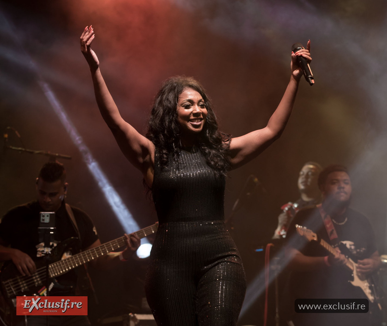 Concert Missty, Clara, Médérice: un trio féminin gagnant à Saint-Benoît, photos 