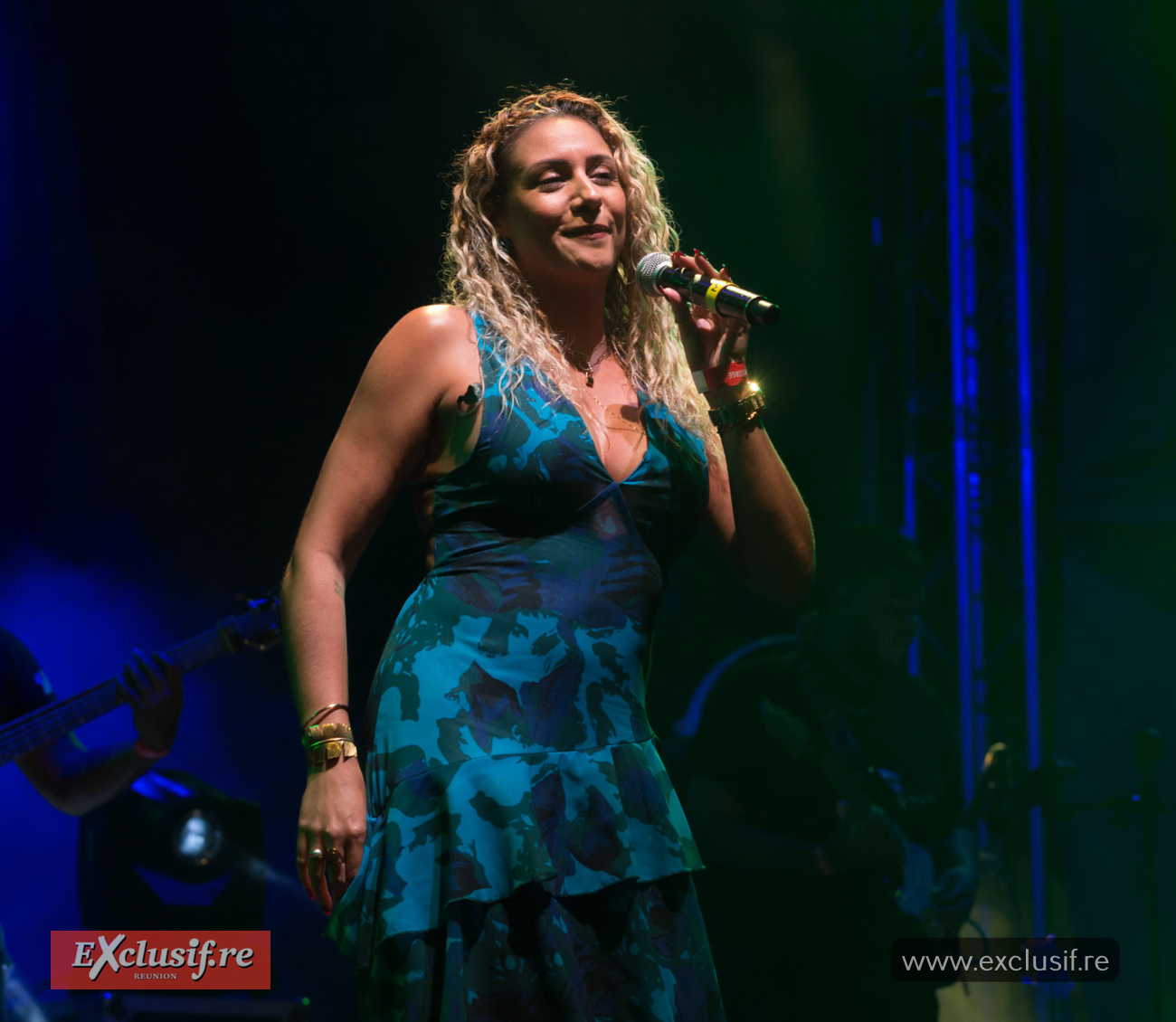 Concert Missty, Clara, Médérice: un trio féminin gagnant à Saint-Benoît, photos 