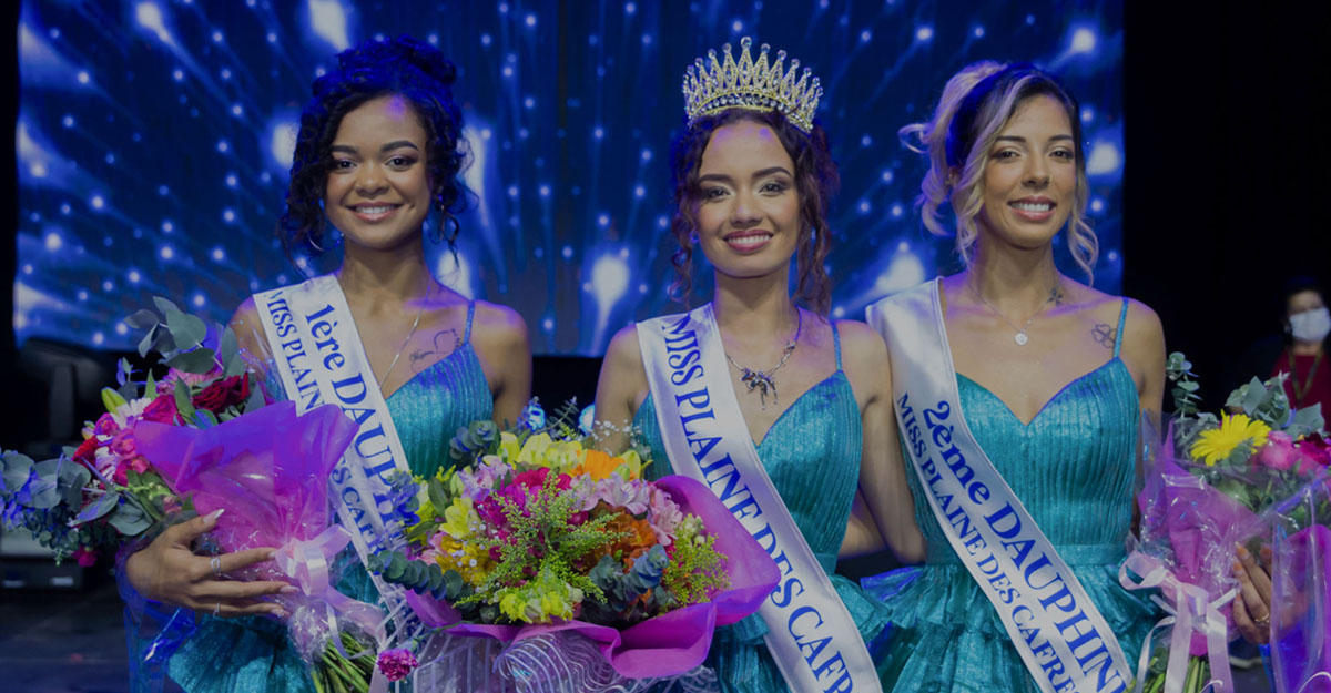 Océane Calizingué, 1ère dauphine, Manon Bardeur, Miss Plaine des Cafres 2026, et Rachel Robert, 2ème dauphine
