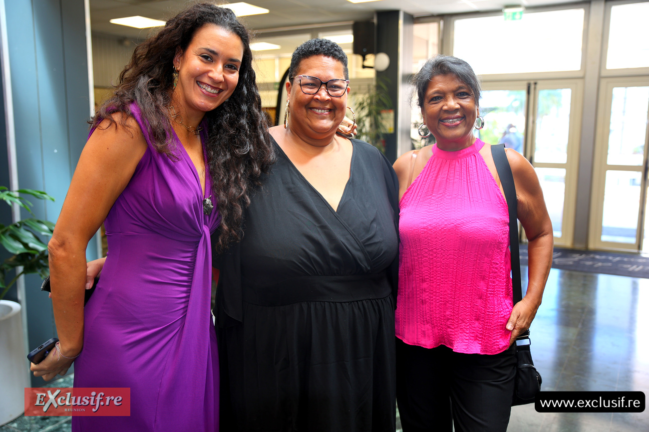 Roxanne Pausé, du cabinet de la maire, Geneviève Bommalais et Marie-Annick Andamaye, adjointes