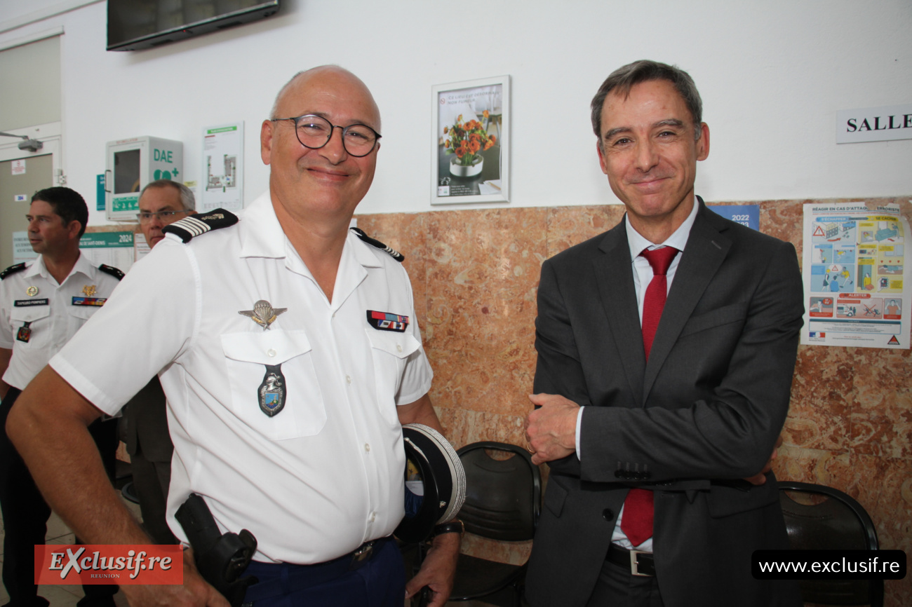 Christophe Heurtebise, colonel, Commandant en second de la Gendarmerie nationale  La Réunion, et Mikael Quimbert, Préfet des TAAF