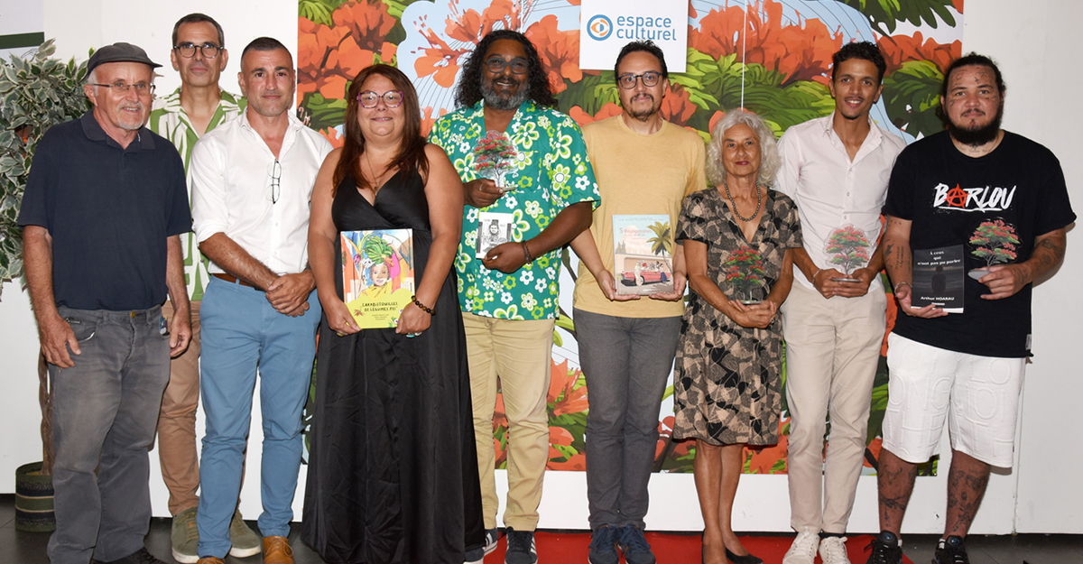 Les lauréat.e.s avec Bruno Bustos