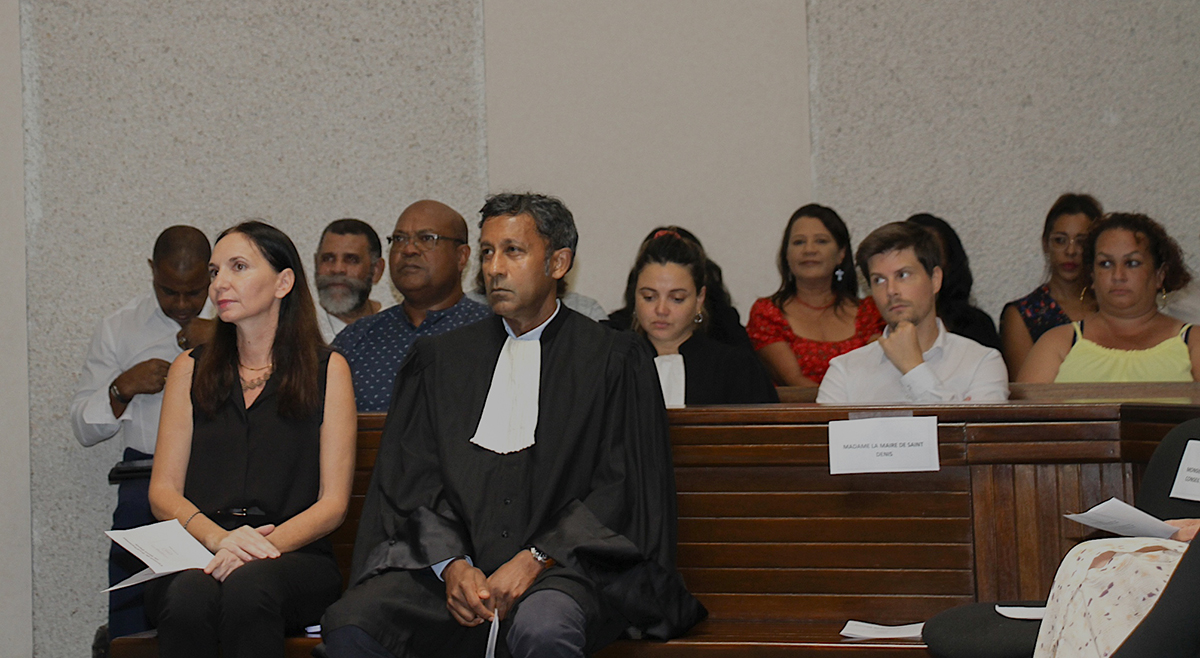 Le bâtonnier de Saint-Denis Chendra Kichenin était présent