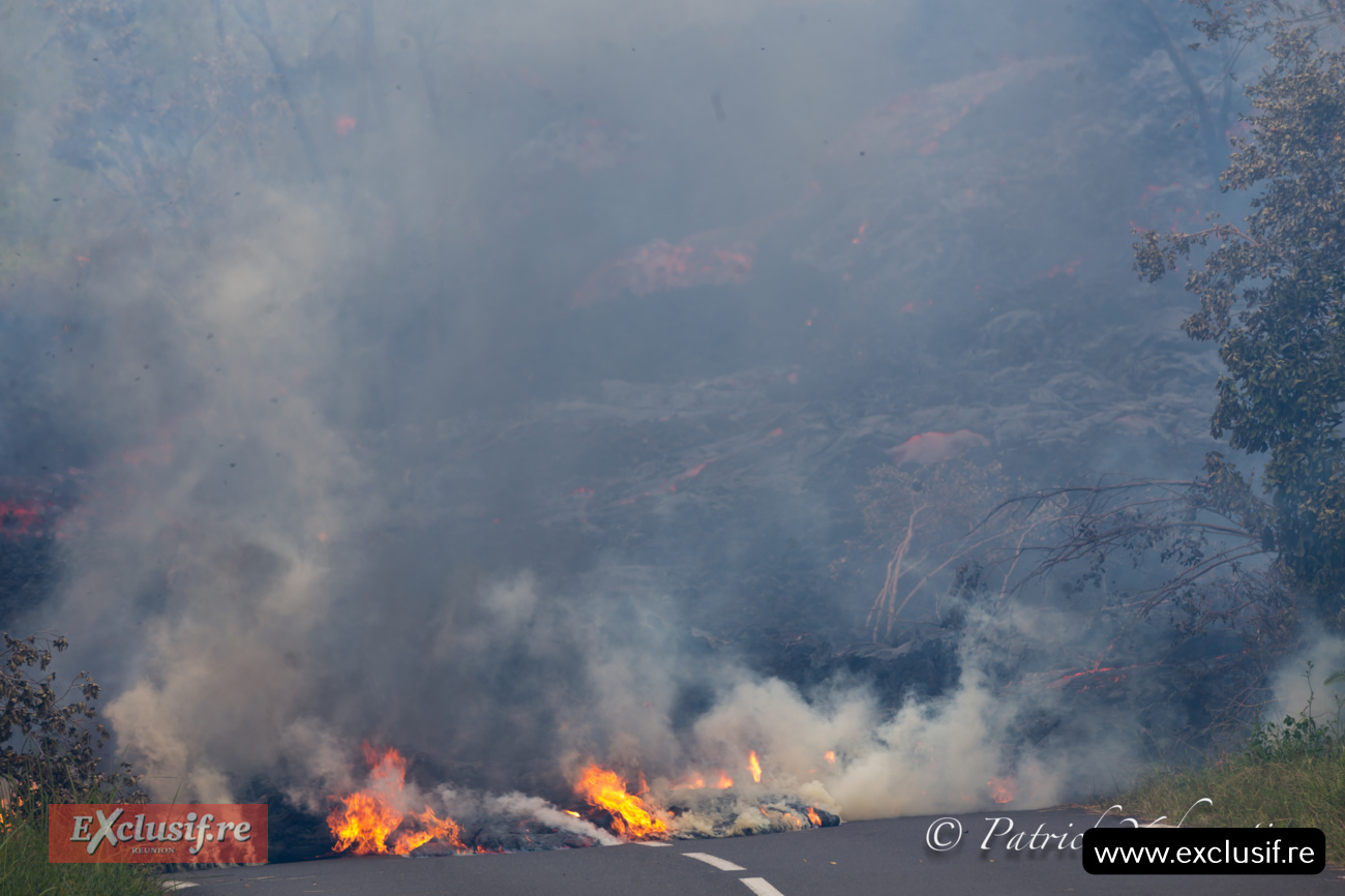 Volcan Piton de la Fournaise: toutes les photos de la traversée de la RN2 du vendredi 13 mars