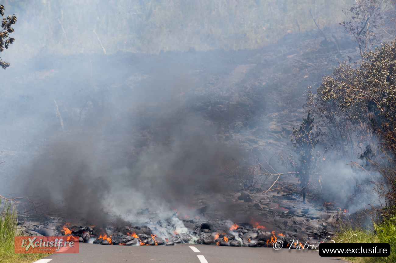 Volcan Piton de la Fournaise: toutes les photos de la traversée de la RN2 du vendredi 13 mars