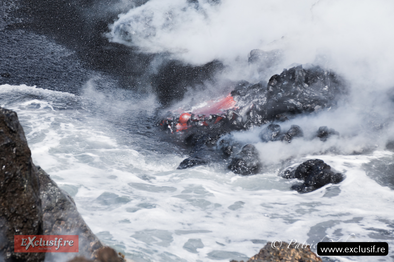 Piton de la Fournaise: les coulées ont rejoint la mer ce lundi, photos