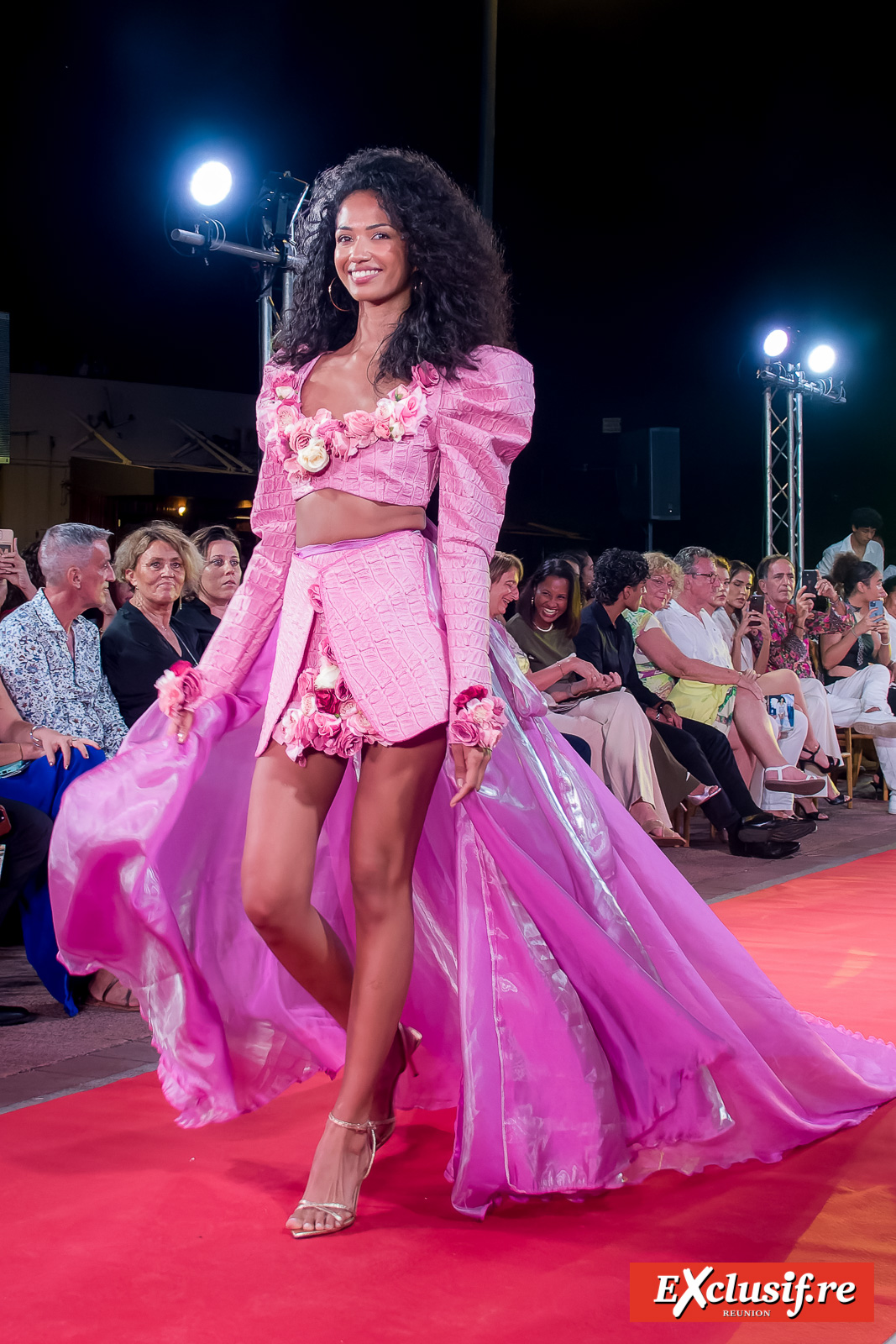 Jessie Aïna, mannequin international, a défilé à la Fashion Réunion 2025