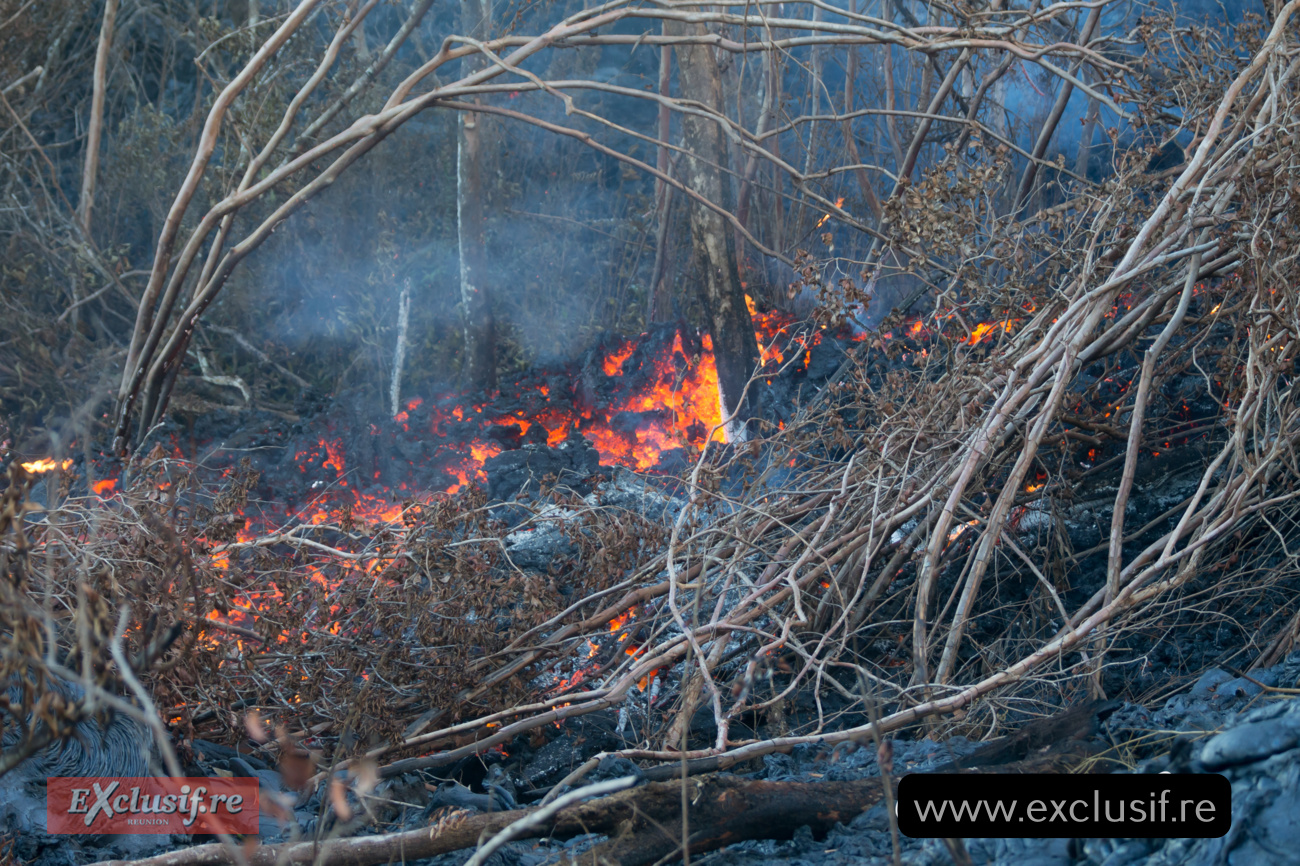 Volcan: l'éruption continue, photos