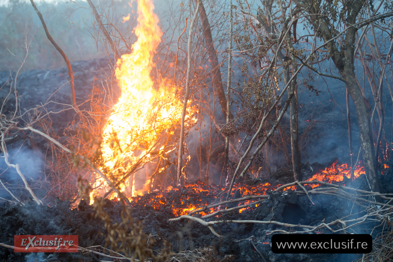 Volcan: l'éruption continue, photos