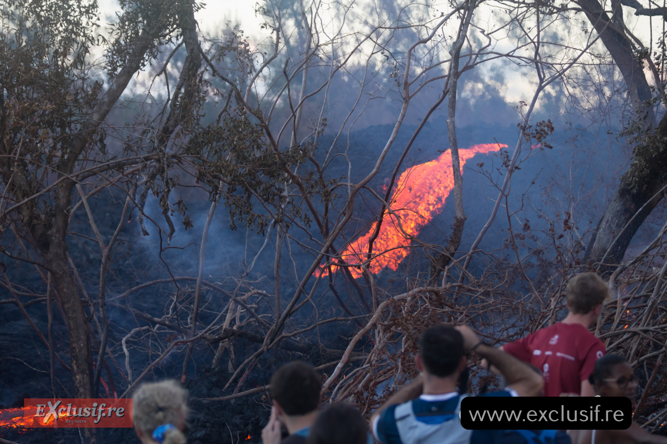 Volcan: l'éruption continue, photos