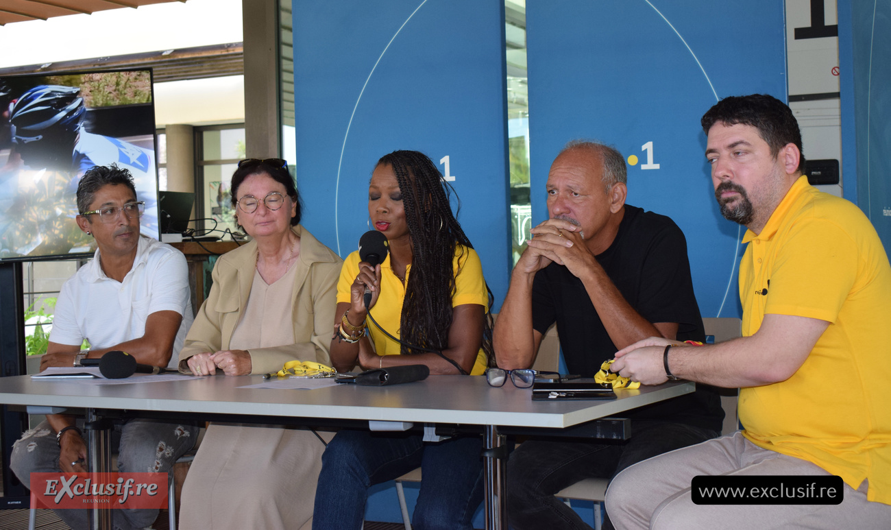 Sébastien Autal, consultant,Karine Dudon, présidente du Comité Régional de Cyclisme, Valérie Filain, directrice régionale Réunion La 1ère, Michel Bérnard, organisateur de l'événement, et Stéphane Pessin, directeur éditorial