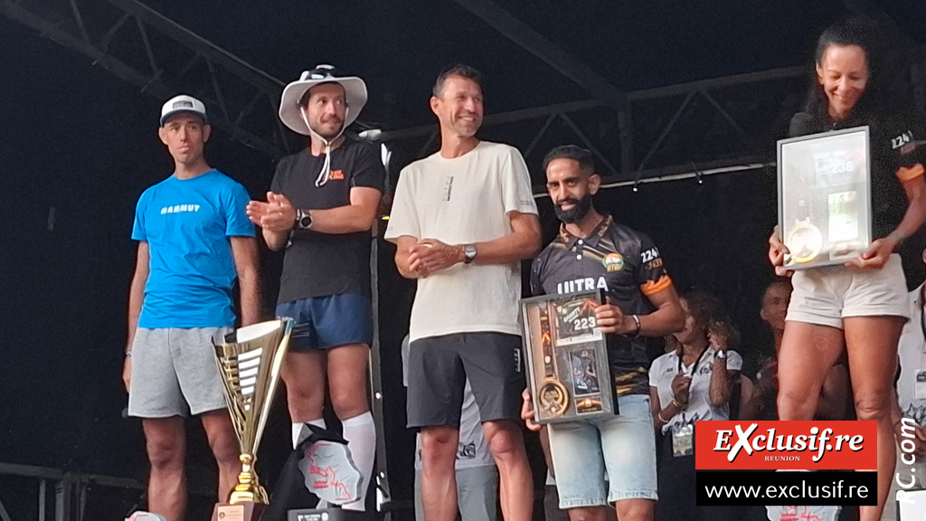 Le podium de l'Ultra Terrestre : 1er Louis Calais, 2ème Jonathan Schindler, 3ème François D'Hane
