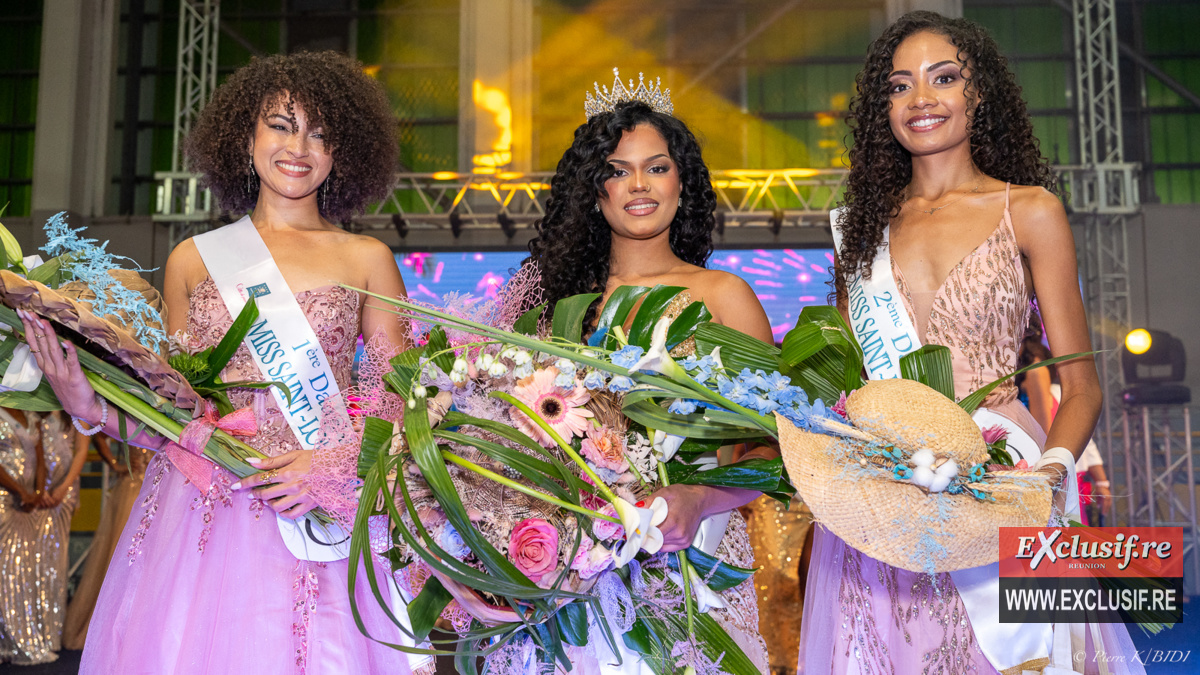 Mélina Seychelles, 1ère dauphine, Maria Chloé Doressamy, Miss Saint-Louis 2026, et Nola Mirabeau, 2ème dauphine