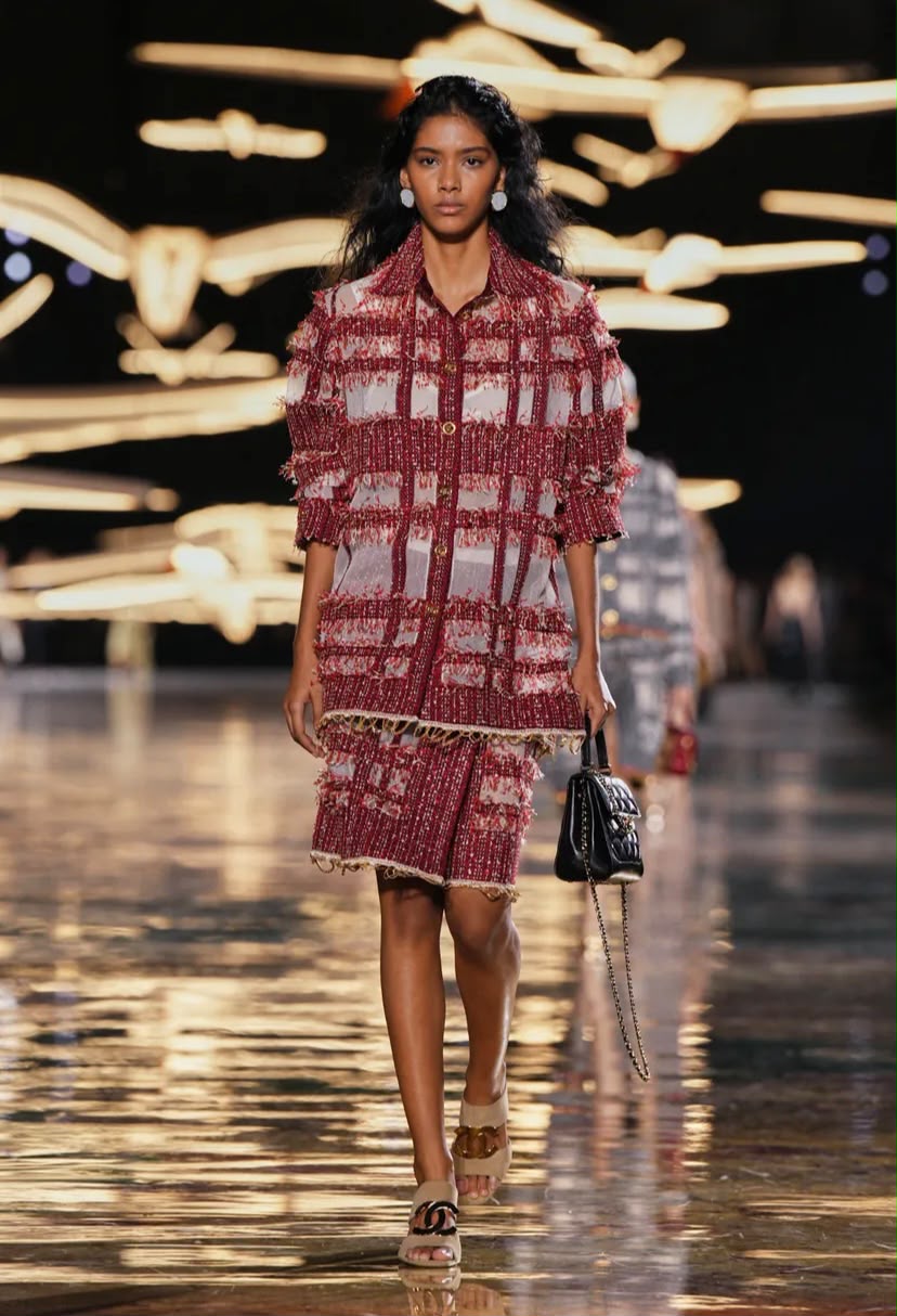 Ilyana Yousfi au défilé Chanel, une date marquante pour ele